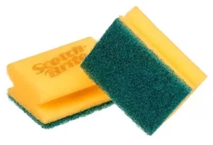 3M type 374 Syntetiske skuresvampe, Gul/grøn, 95 mm x 150 mm, 100 stk. pr. pakke.