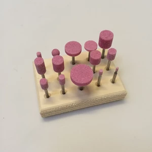 Sæt med 14 stk. ædelkorund slibestifter, 3 mm skaft